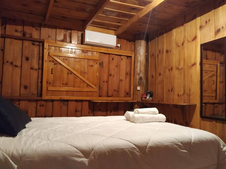 Galpao Rustico No Vale Dos Vinhedos Villa เบงโต กองซัลเวส ภายนอก รูปภาพ